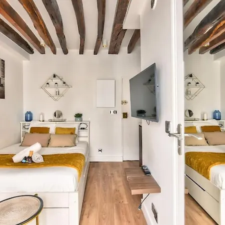 Апартаменты Centre Proche Du Quartier Montorgueil *
